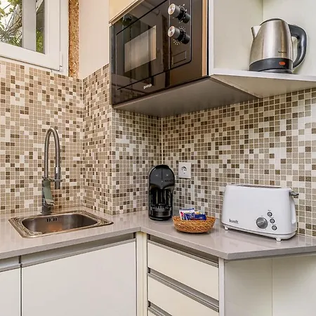 La Petite Maison Stylish By Homeful Homes Appartement *