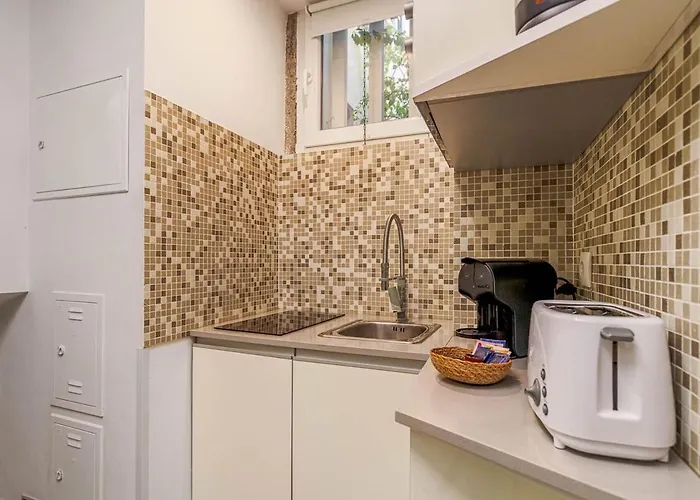 Apartament La Petite Maison Stylish By Homeful Homes *