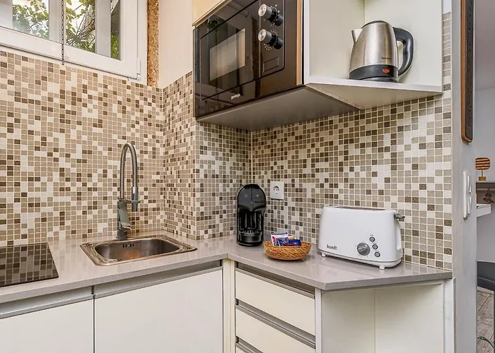 La Petite Maison Stylish By Homeful Homes Appartement *