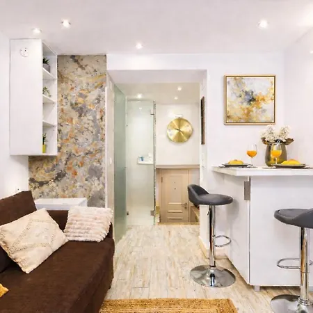 La Petite Maison Stylish By Homeful Homes * Lisboa